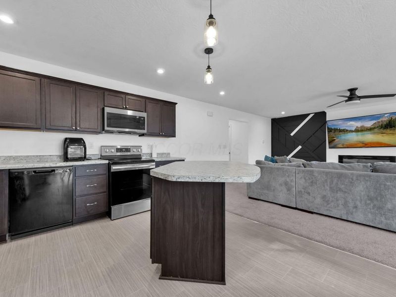 3733 Sugarbark Drive, Canal Winchester, OH 43110 Photo 14