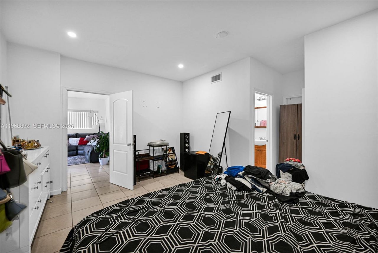 630 Tamiami Canal Rd, Miami, FL 33144 Photo