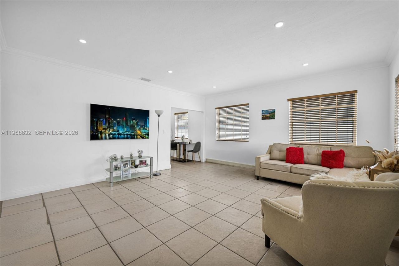 630 Tamiami Canal Rd, Miami, FL 33144 Photo