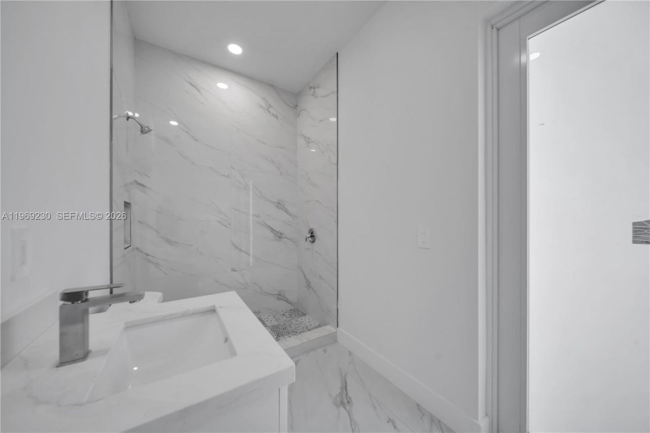 2910 67 St , Lehigh Acres, FL 33971 Photo