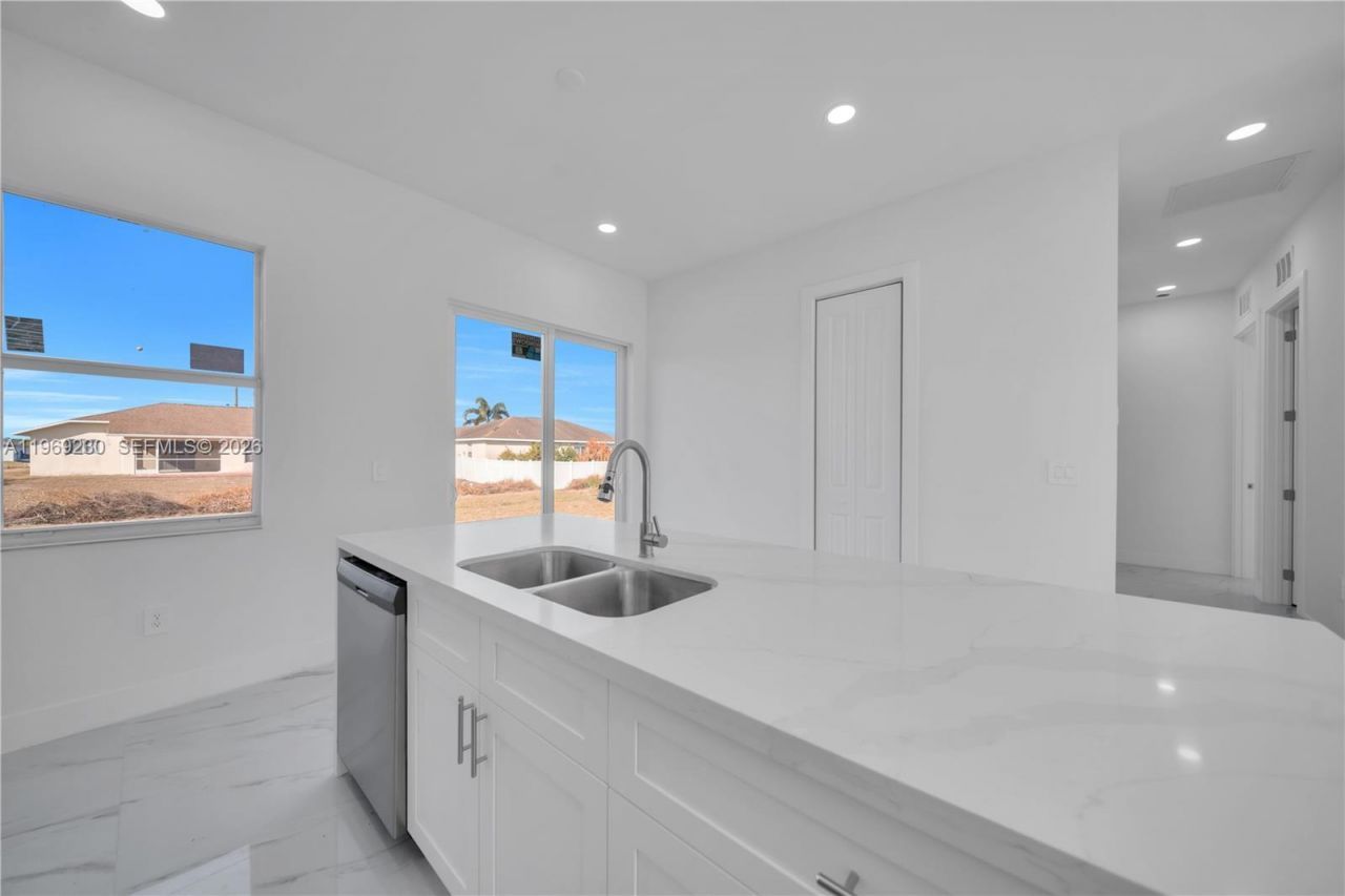 2910 67 St , Lehigh Acres, FL 33971 Photo