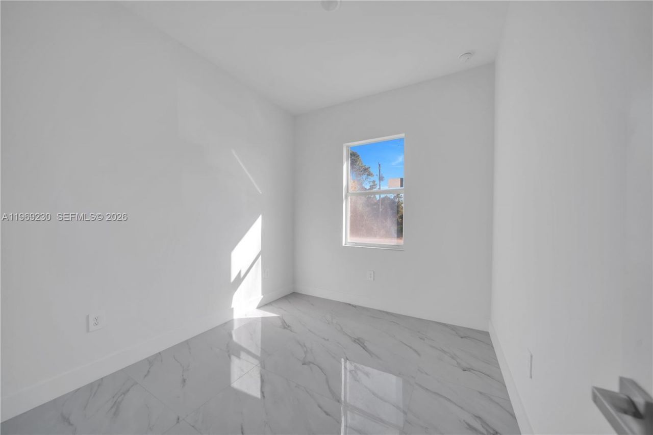 2910 67 St , Lehigh Acres, FL 33971 Photo