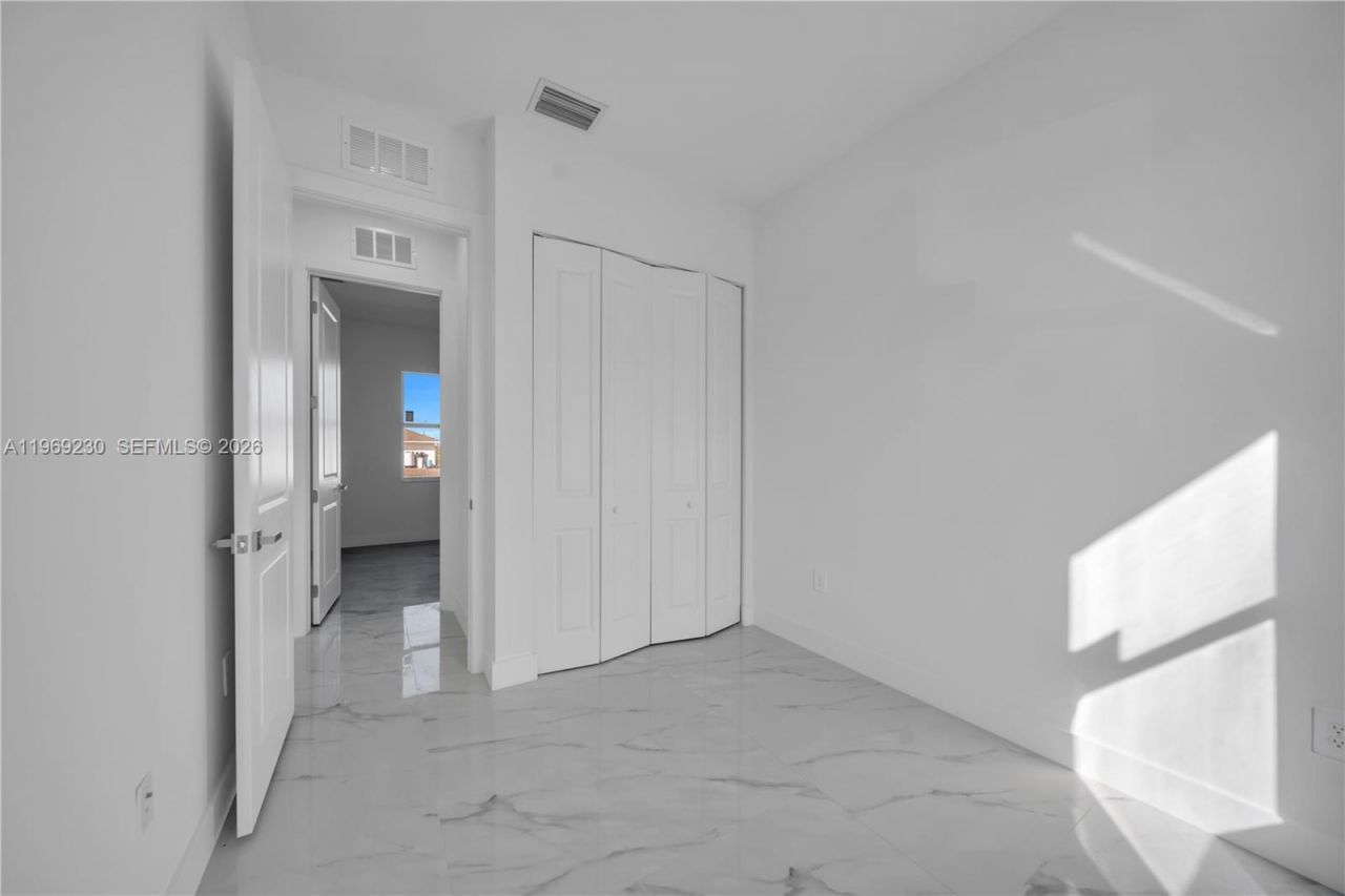 2910 67 St , Lehigh Acres, FL 33971 Photo