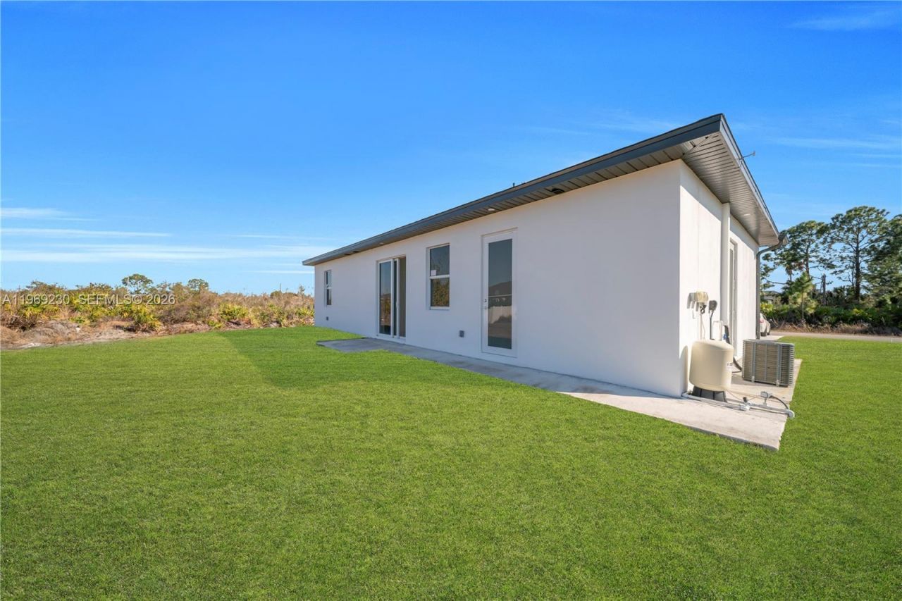 2910 67 St , Lehigh Acres, FL 33971 Photo