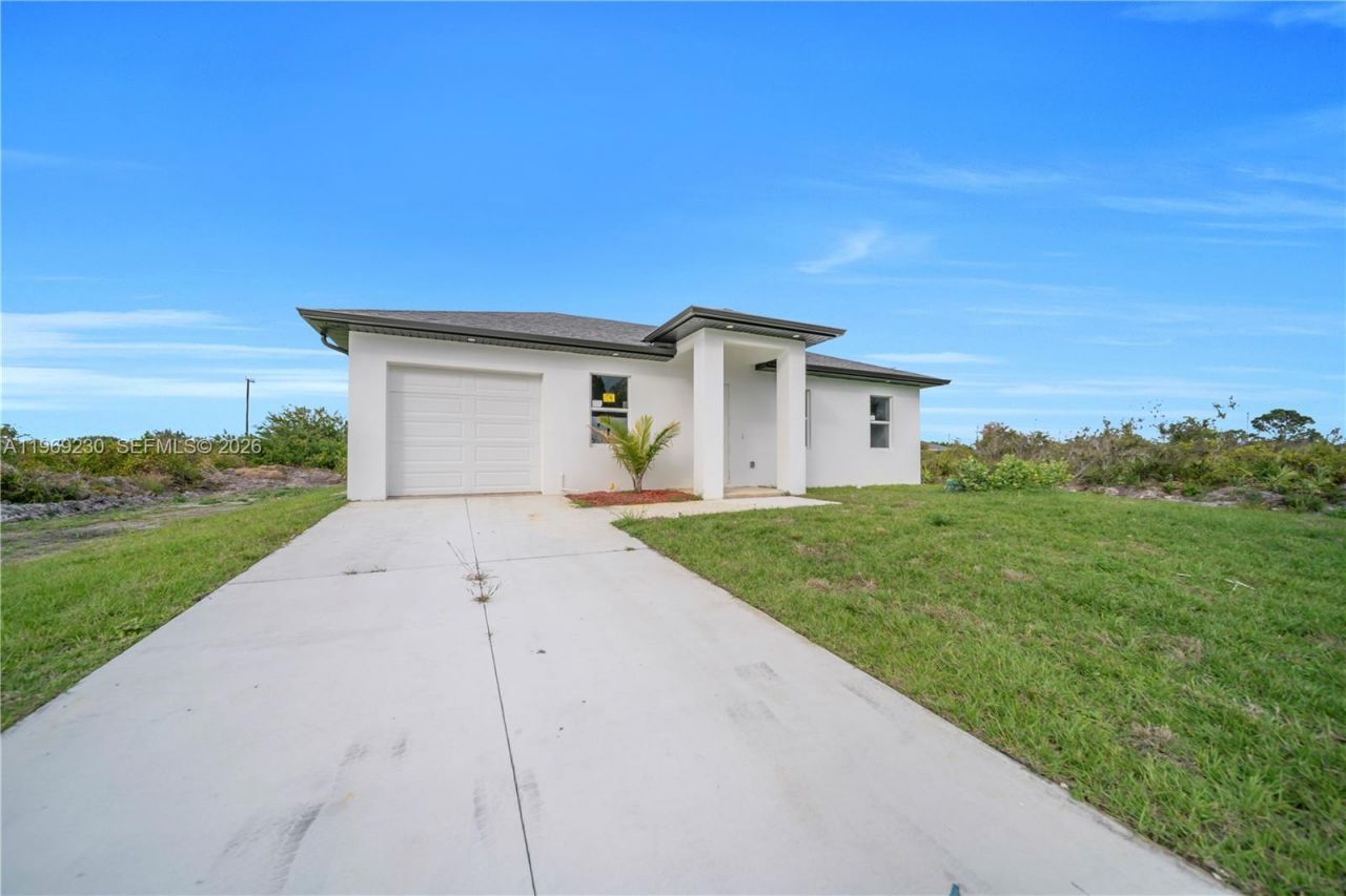 2910 67 St , Lehigh Acres, FL 33971 Photo