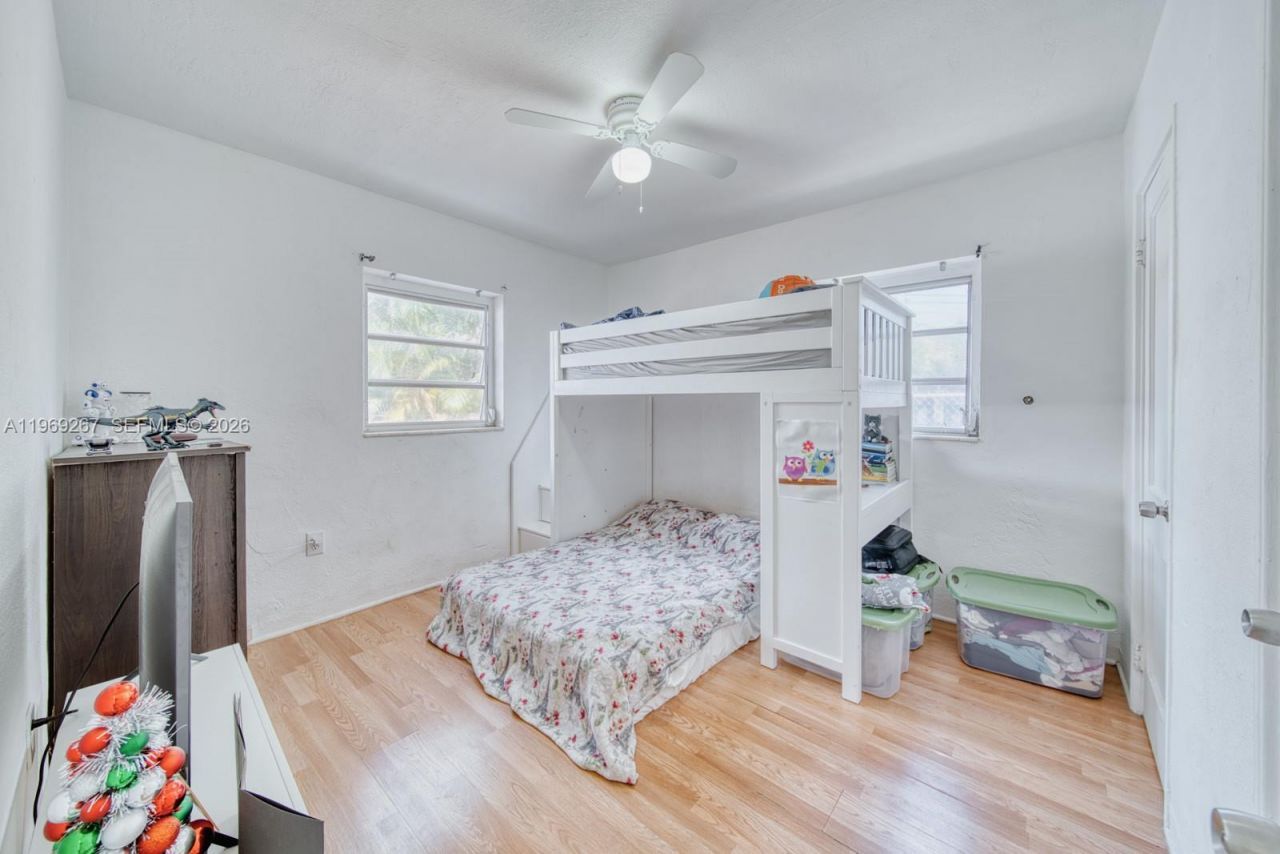 2171 SW 21st St, Miami, FL 33145 Photo