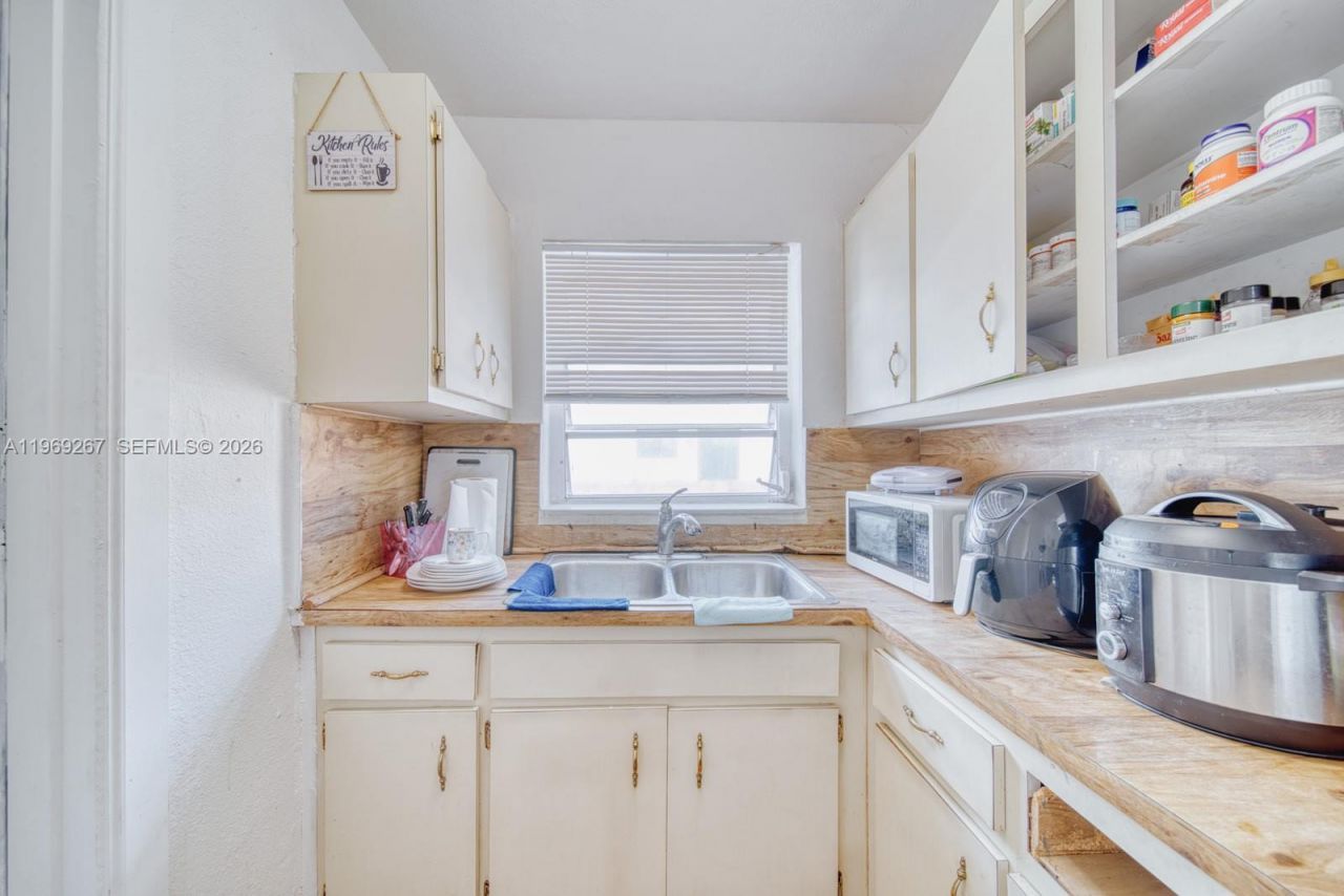 2171 SW 21st St, Miami, FL 33145 Photo