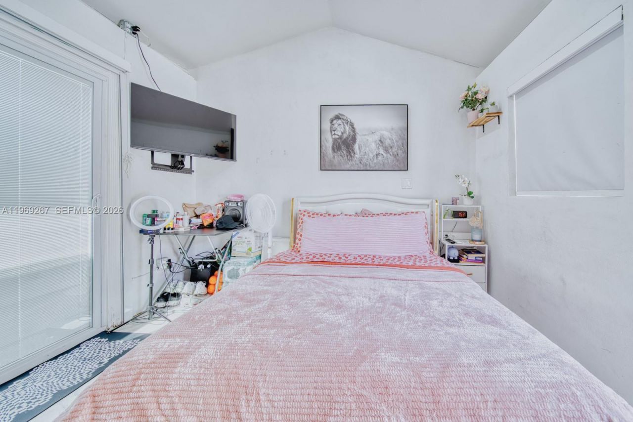 2171 SW 21st St, Miami, FL 33145 Photo