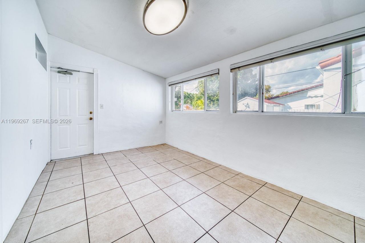 2171 SW 21st St, Miami, FL 33145 Photo