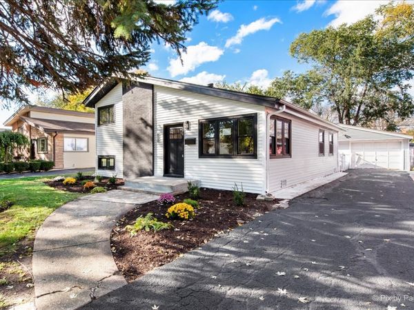 600 N IOWA Avenue, Villa Park, IL 60181