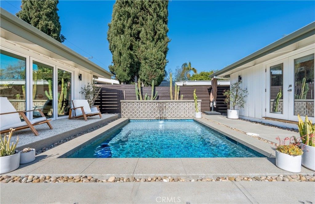 3269 Karen Avenue, Long Beach, CA 90808 Main Photo