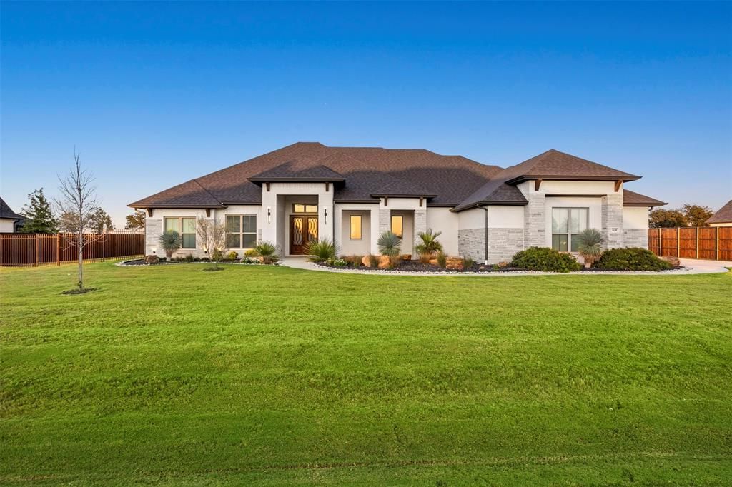 620 Dove Meadow Trail, Waxahachie, TX 75167 Main Photo