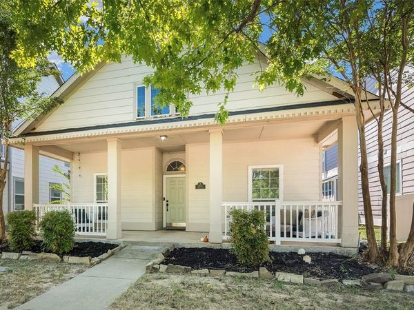 1204 Hayden Lane, Savannah, TX 76227