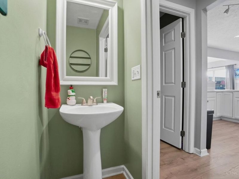 100 Pleasant Hill Boulevard, Franklin, OH 45005 Photo 32