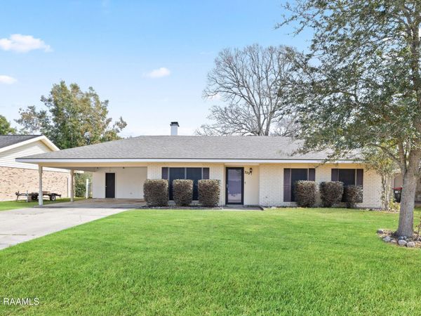 229 Vivian Drive, Lafayette, LA 70508