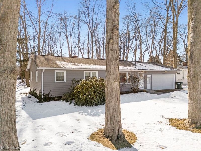 2550 Eaver Street NW, Uniontown, OH 44685 Photo 3