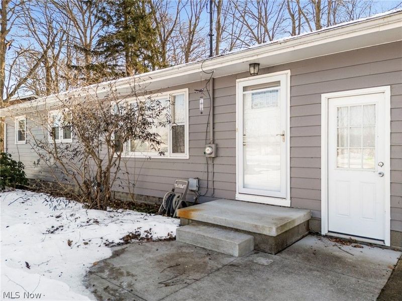 2550 Eaver Street NW, Uniontown, OH 44685 Photo 4