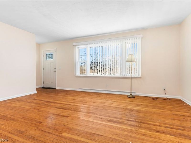 2550 Eaver Street NW, Uniontown, OH 44685 Photo 6