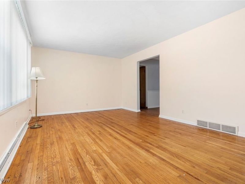 2550 Eaver Street NW, Uniontown, OH 44685 Photo 7