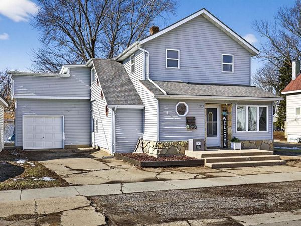 205 AVON STREET, New London, WI 54961