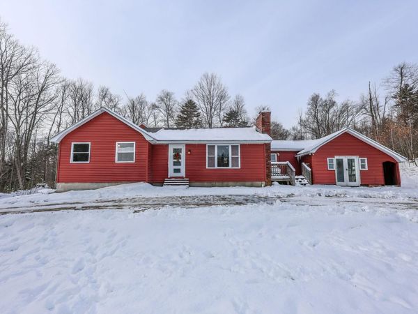 128 N Shore Road, Derry, NH 03038