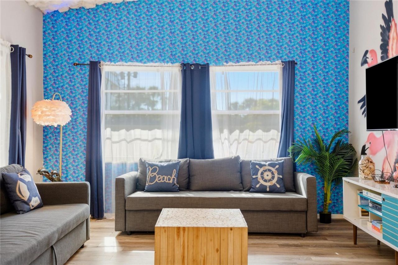 527 Beach Road, Sarasota, FL 34242 Photo