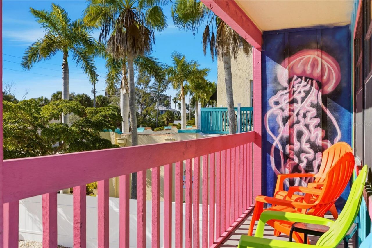 527 Beach Road, Sarasota, FL 34242 Photo