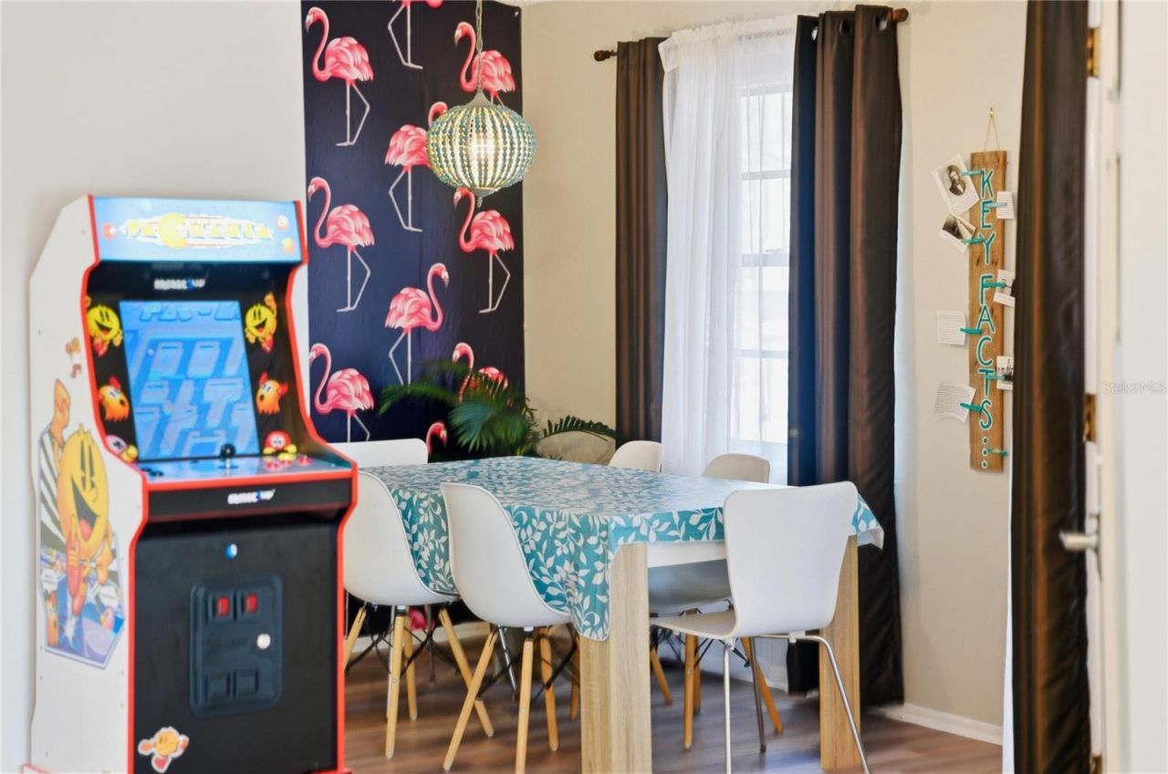 527 Beach Road, Sarasota, FL 34242 Photo