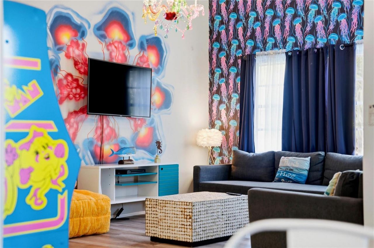 527 Beach Road, Sarasota, FL 34242 Photo