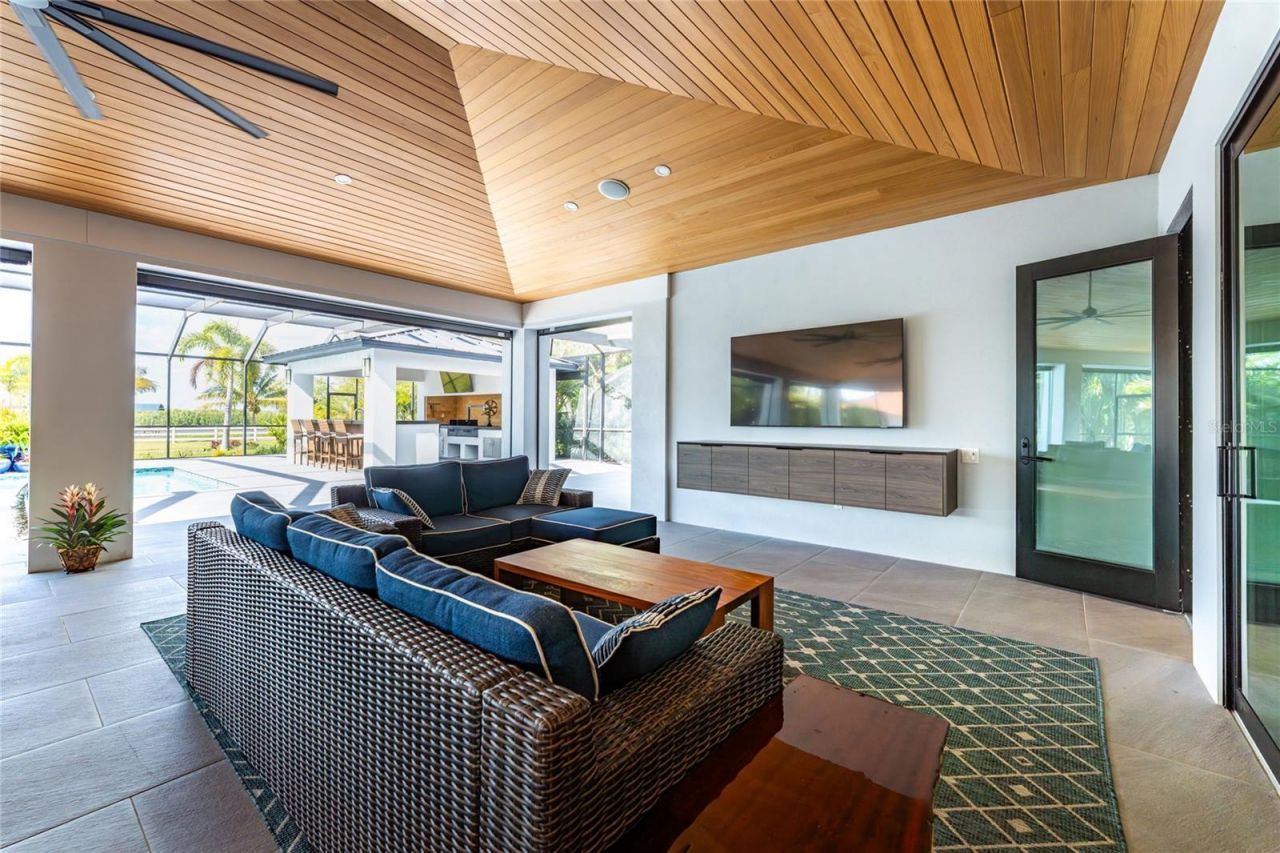 2001 Treasure Lane, Punta Gorda, FL 33982 Photo