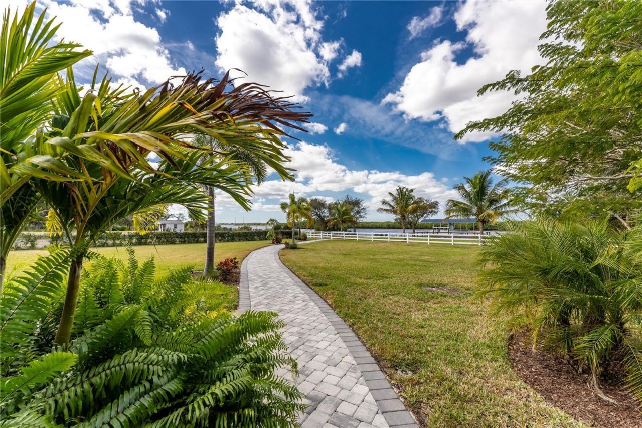 2001 Treasure Lane, Punta Gorda, FL 33982 Photo