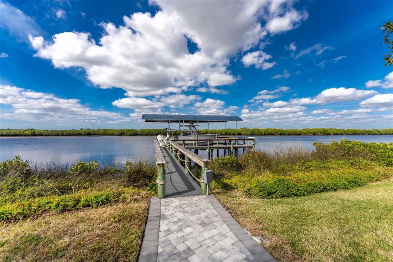 2001 Treasure Lane, Punta Gorda, FL 33982 Photo