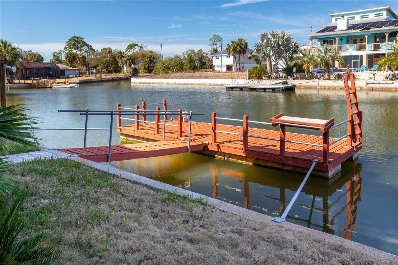 5100 Cedarbrook Lane, Hernando Beach, FL 34607 Photo