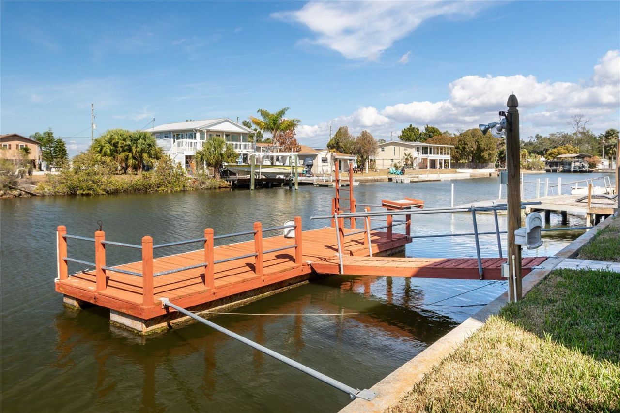 5100 Cedarbrook Lane, Hernando Beach, FL 34607 Photo