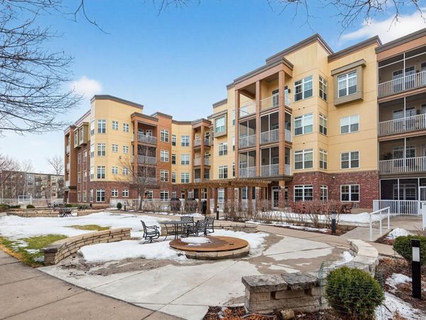 2540 38th Avenue NE, Unit 203, Saint Anthony, MN 55421