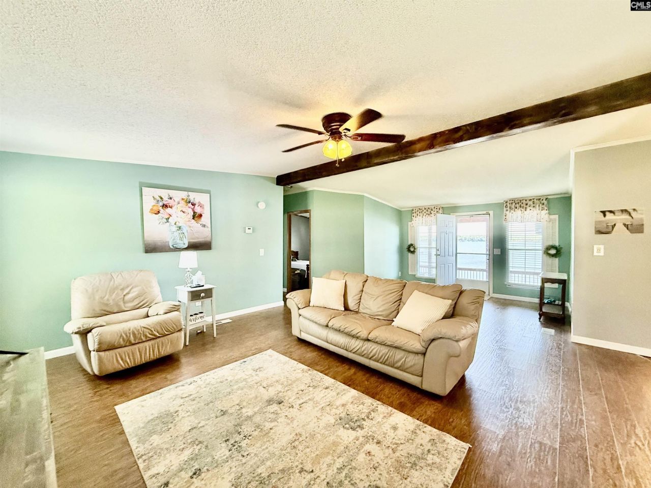 37 Suede Lane Photo 12