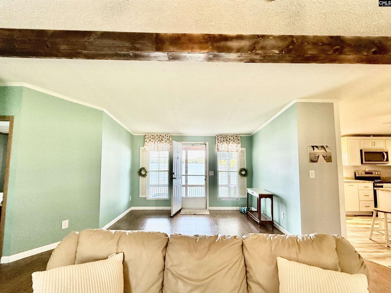 37 Suede Lane Photo 15