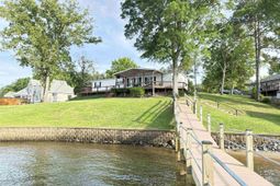 37 Suede Lane photo 4