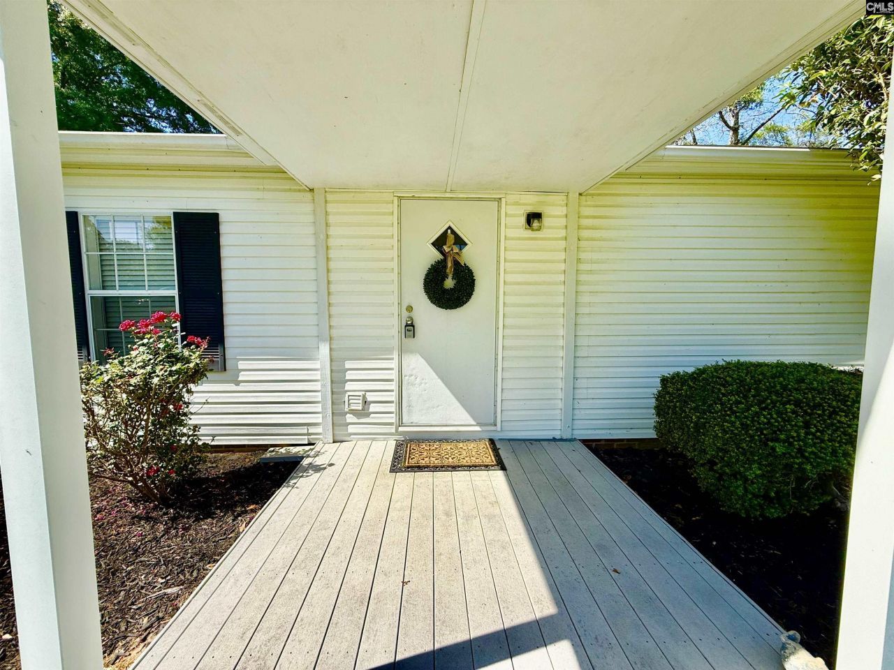 37 Suede Lane Photo 31