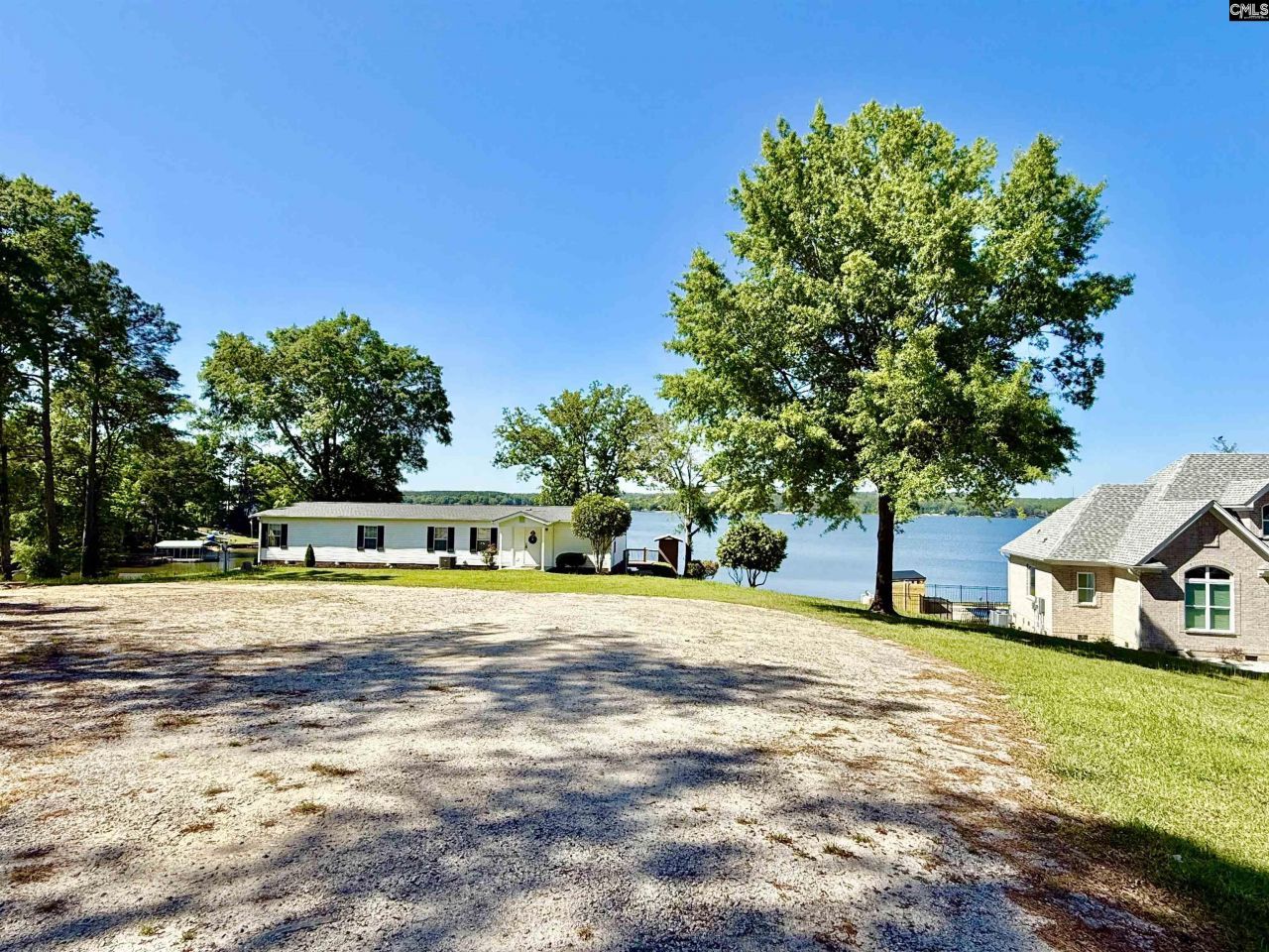 37 Suede Lane Photo 34