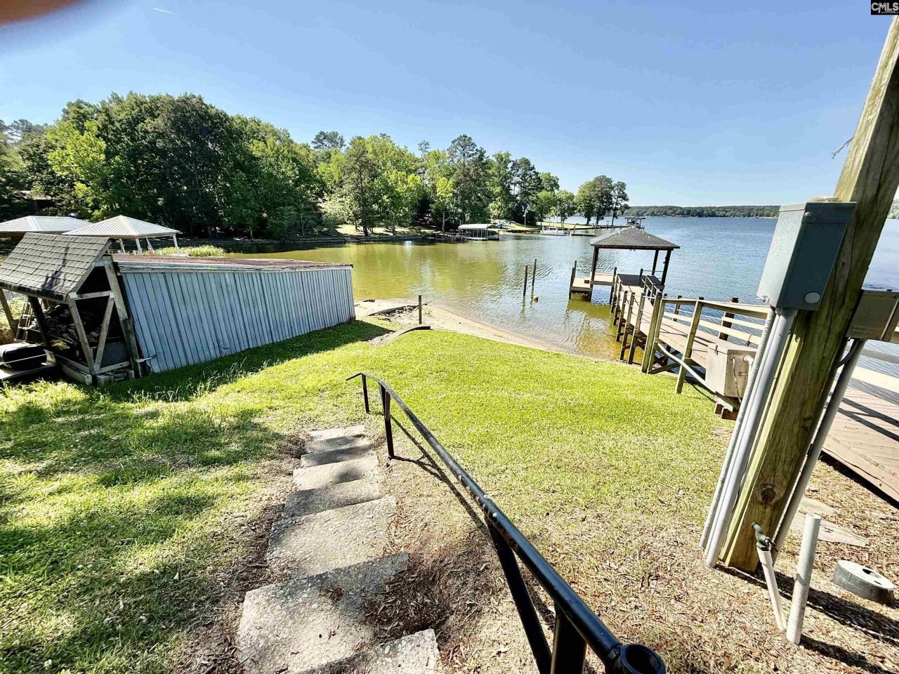 37 Suede Lane Photo 36