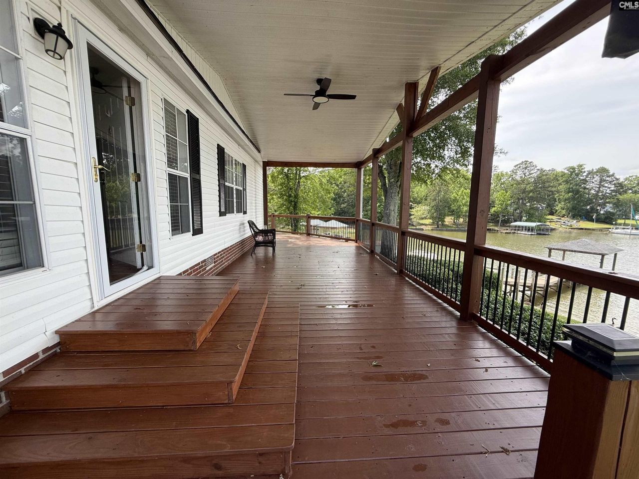 37 Suede Lane Photo 4