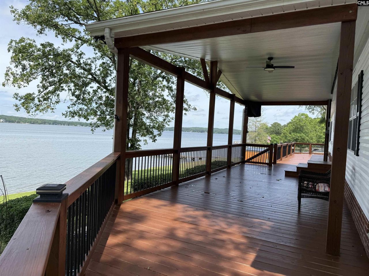 37 Suede Lane Photo 6