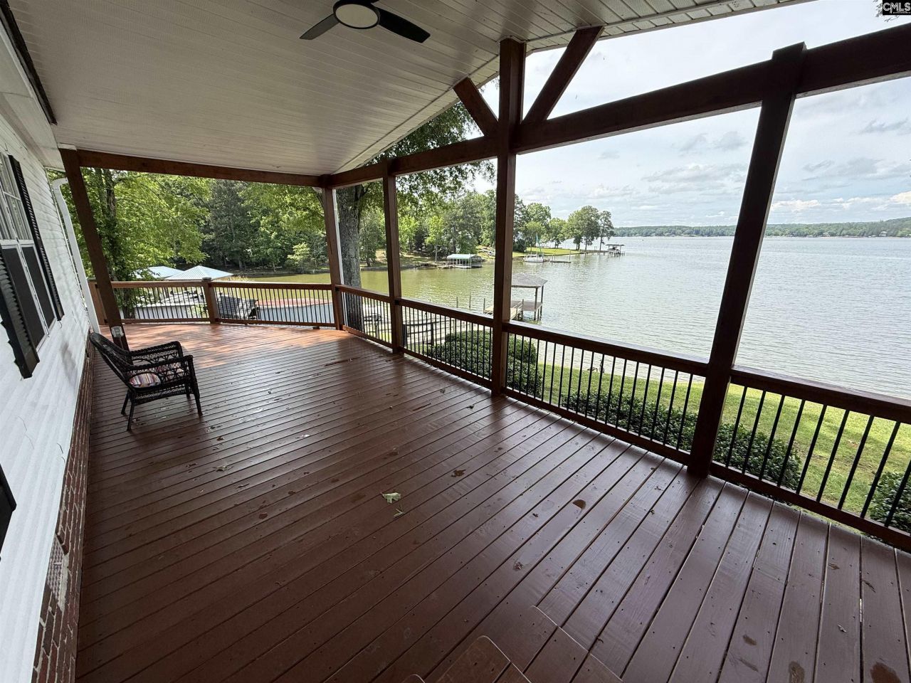 37 Suede Lane Photo 7