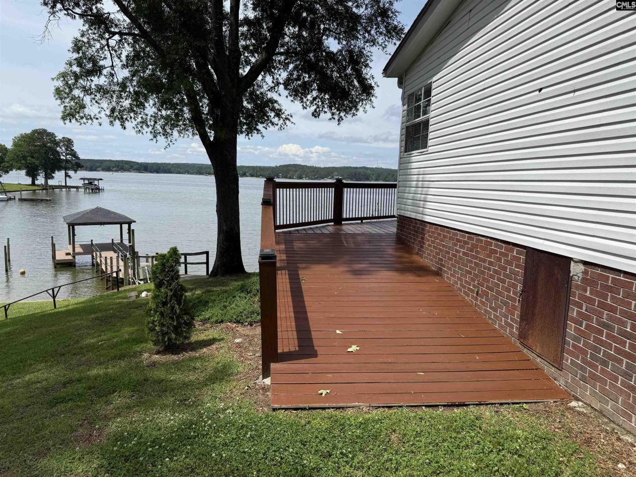 37 Suede Lane Photo 9