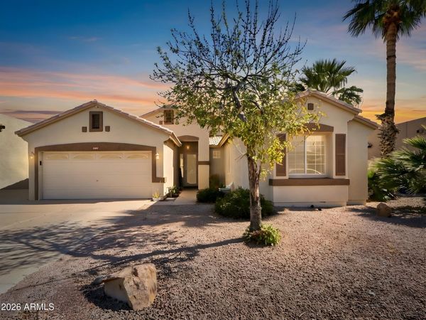 3897 S SUNNYVALE Avenue, Gilbert, AZ 85297