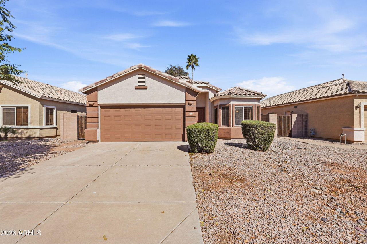 2852 E Devon Court, Gilbert, AZ 85296 Main Photo