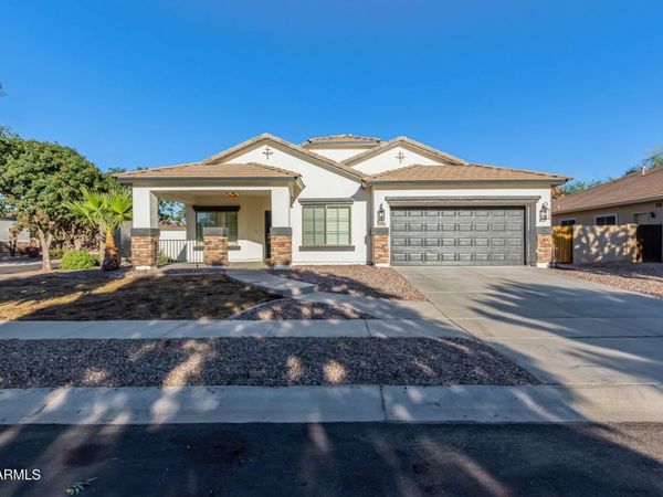 3759 S DEW DROP Lane, Gilbert, AZ 85297