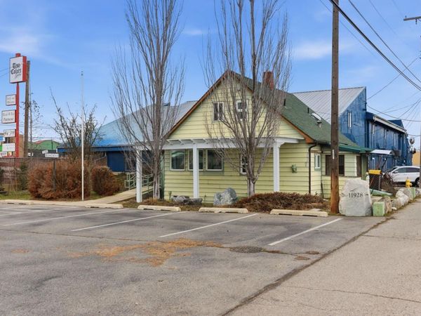 11928 E Sprague Ave, Spokane Valley, WA 99206