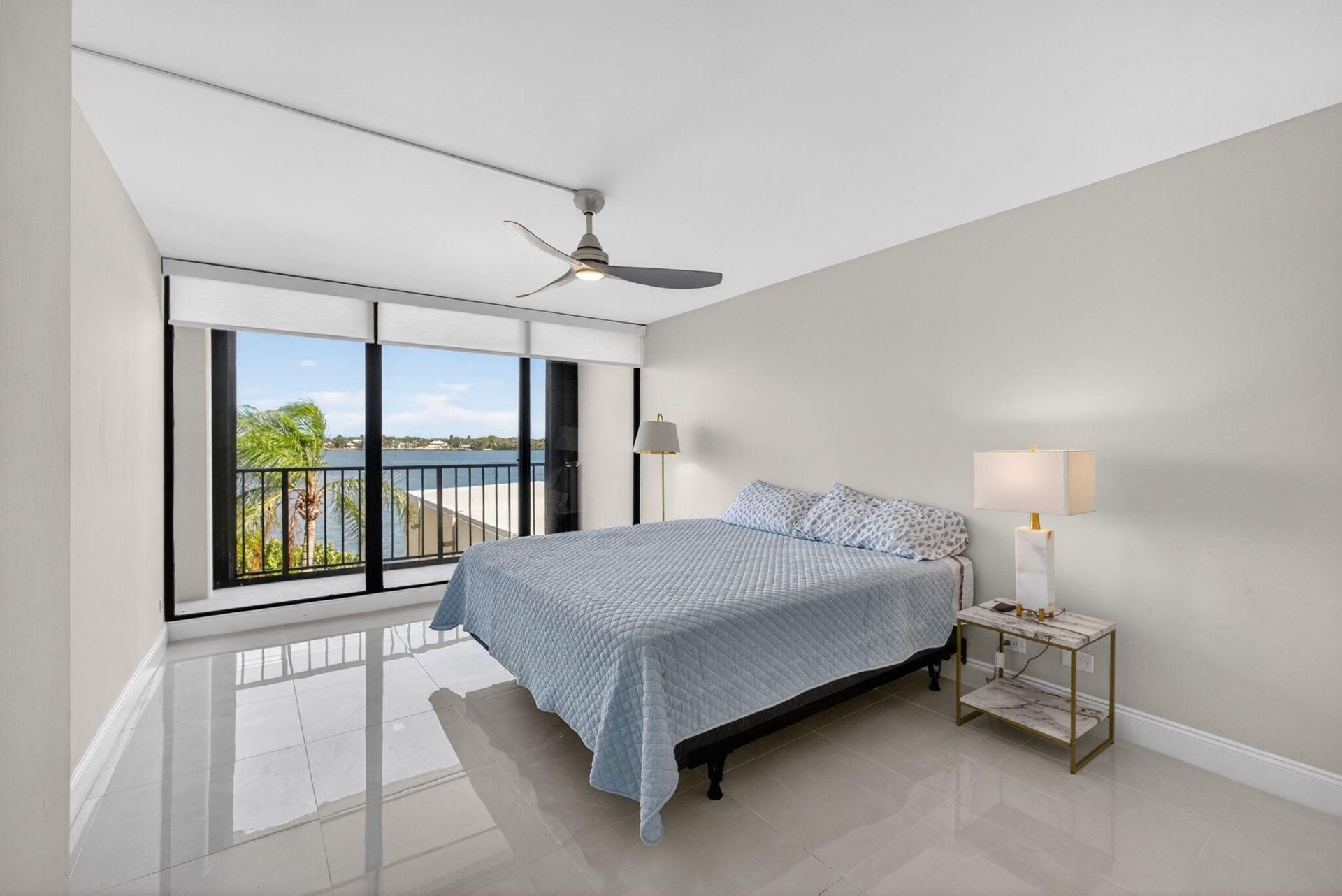 130 Lakeshore Drive, Unit 323, North Palm Beach, FL 33408 Photo